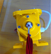 WLK-R22/WS紧急闭锁双向拉绳开关工厂直营 WLK-R22/WS紧急闭锁双向拉绳开关工厂直营